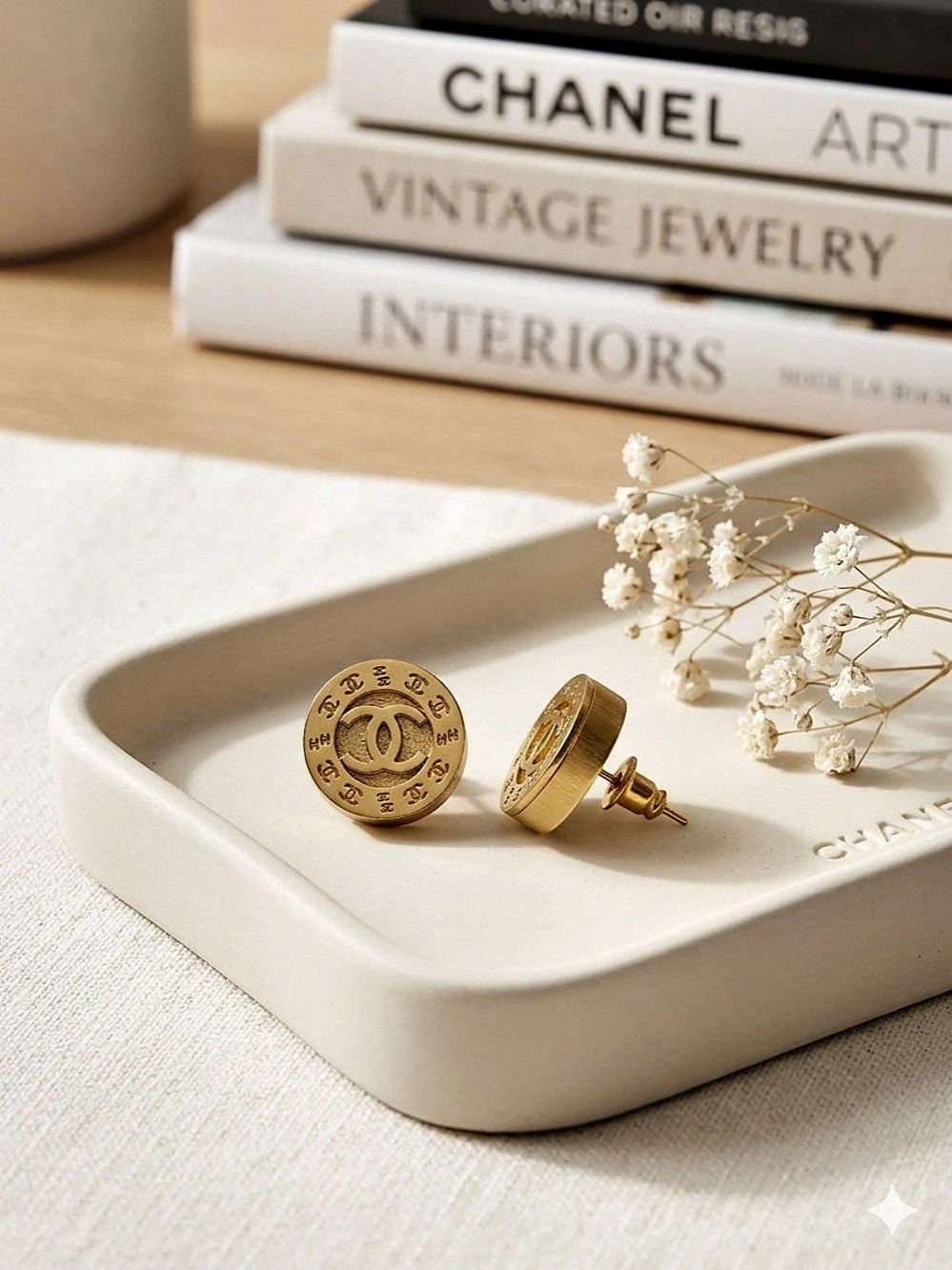 Double C Round Logo Crystal Stud Earrings Gold